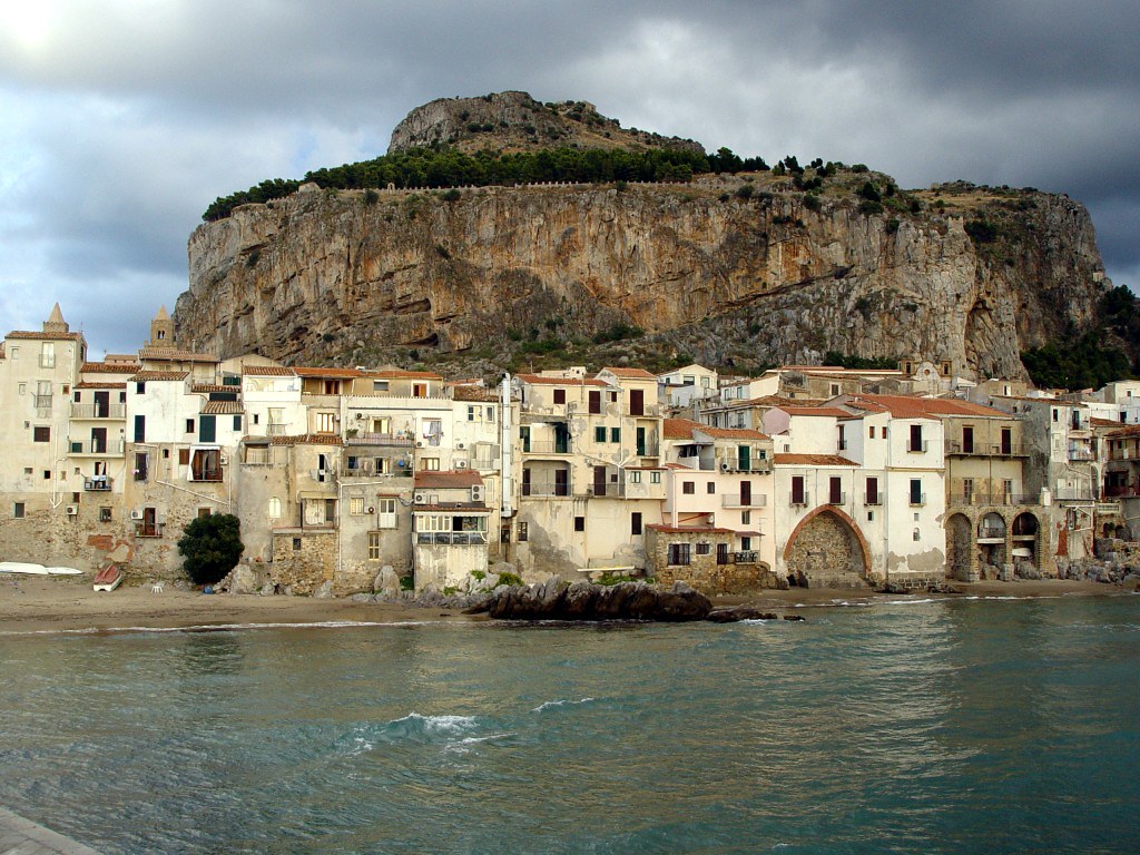 Notes from Cefalu Slow: A Travel Diary