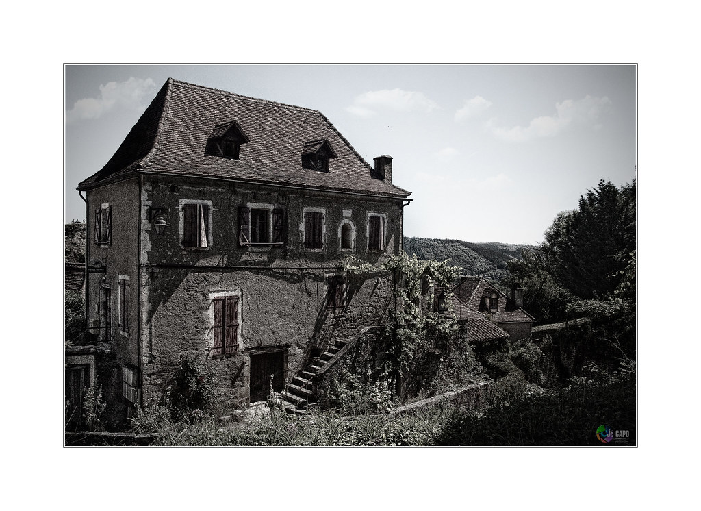 Notes from Saint-Cirq-Lapopie Slow: A Travel Diary