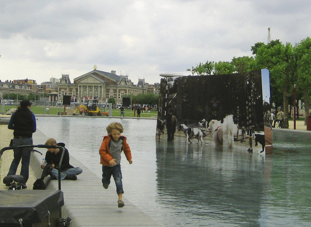 Notes from Amsterdam: Streets, Light and Slow Mornings